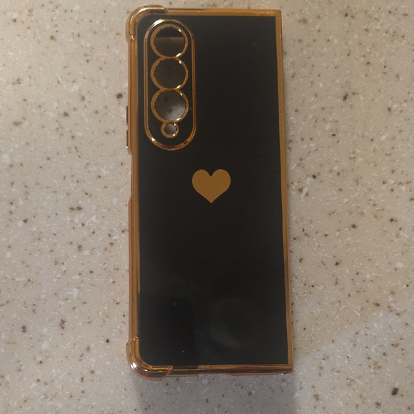 Elegant Black and Gold Samsung Galaxy Z Fold 5 Case - Picture 1 of 4